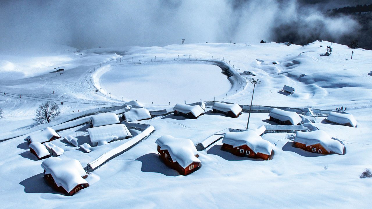 Auli Uttarakhand’s Hidden Gem for Skiing and Scenic Bliss