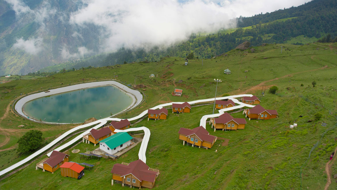Auli Uttarakhand’s Hidden Gem for Skiing and Scenic Bliss