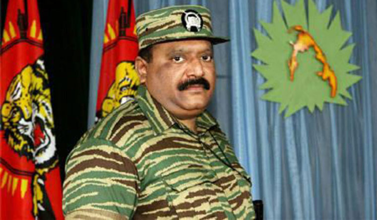 Rajiv Gandhi and Prabhakaran: From Peace Talks to Assassination – The Tragedy of Broken Trust
