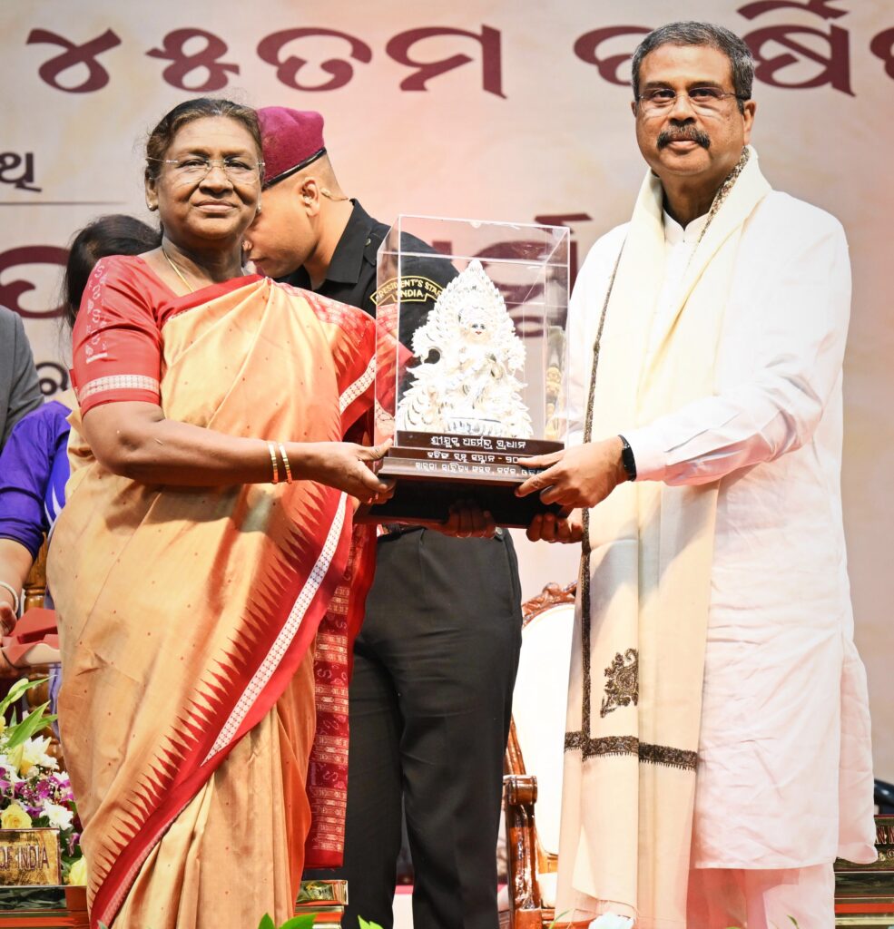 President Graces Sarala Das Birth Anniversary in Cuttack
